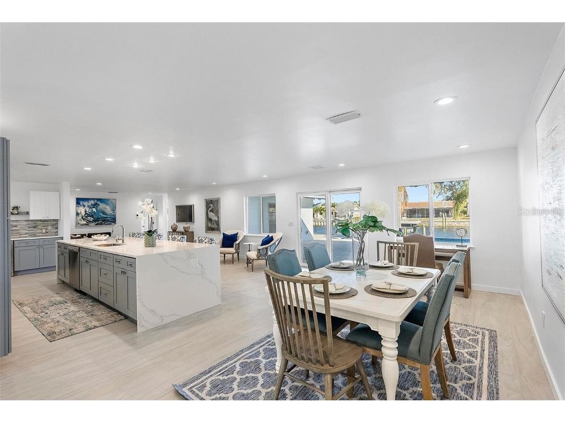 1984 Kansas Avenue NE Saint Petersburg FL 33703 - TAMPA BAY TB8458175 image6