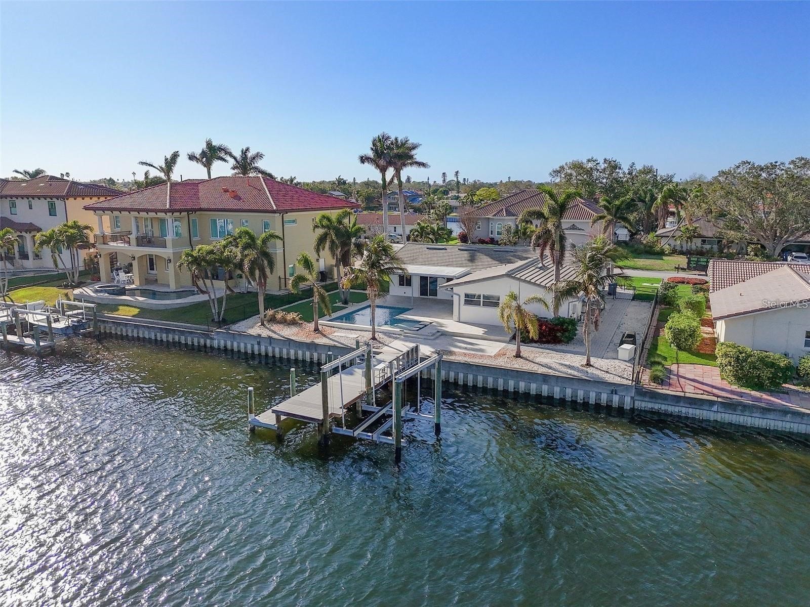 1984 Kansas Avenue NE Saint Petersburg FL 33703 - TAMPA BAY TB8502261 image42