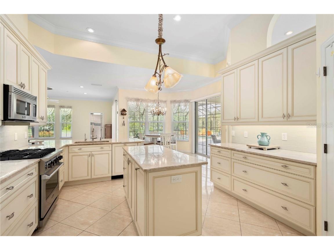 1985 Bel Air Star Parkway Sarasota FL 34240 A4658954 image11