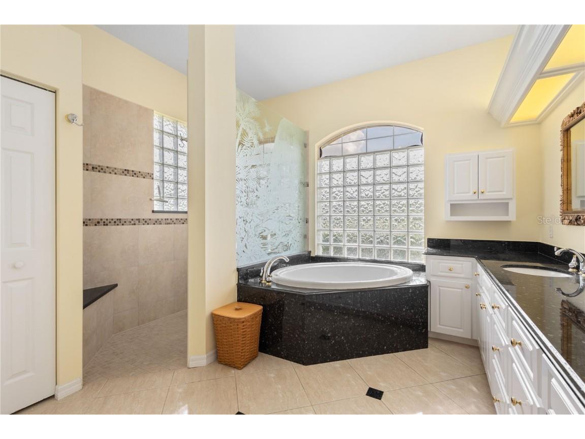 1985 Bel Air Star Parkway Sarasota FL 34240 A4658954 image22