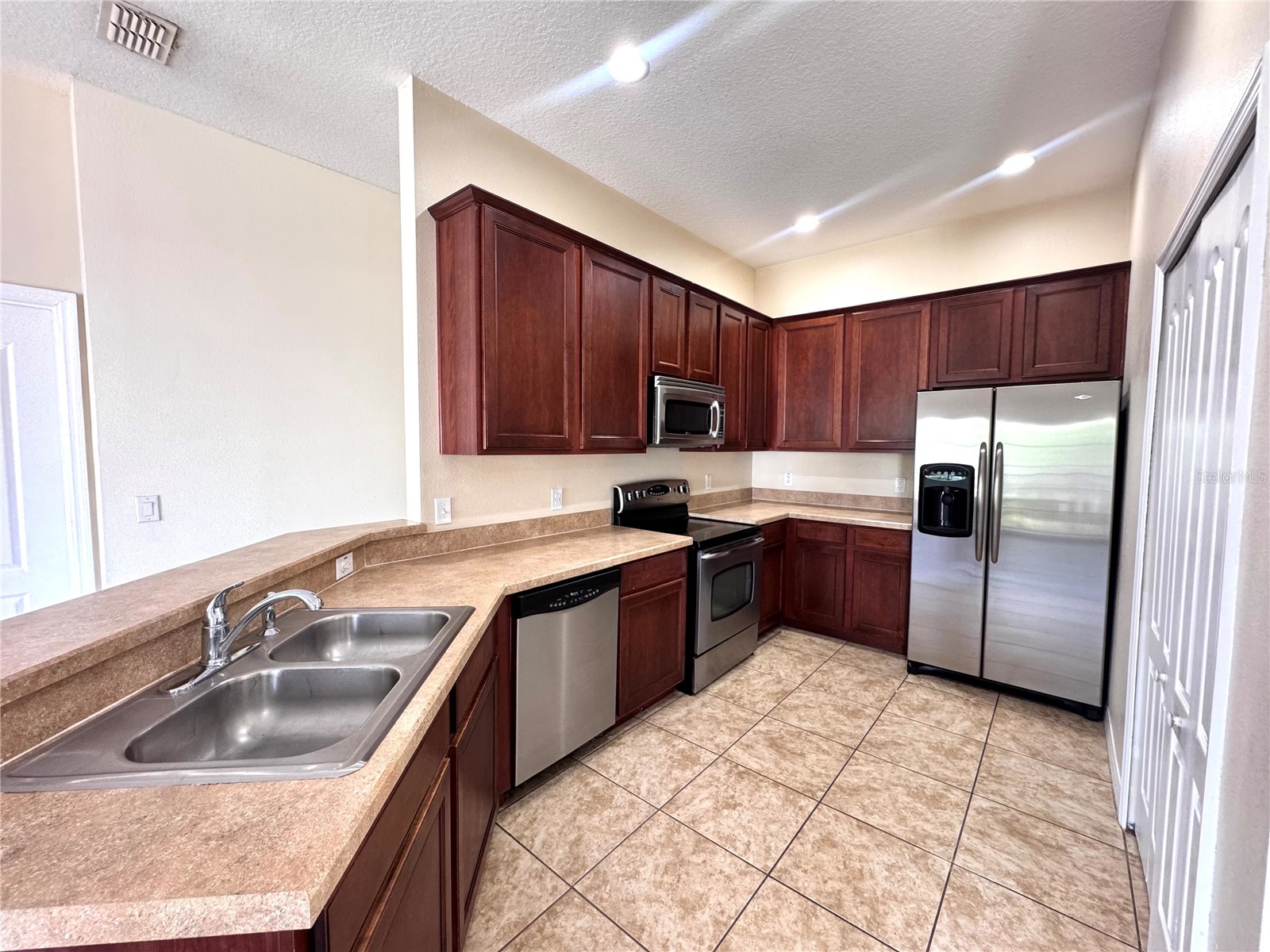 1985 Estancia Circle Kissimmee FL 34741 O6396265 image6