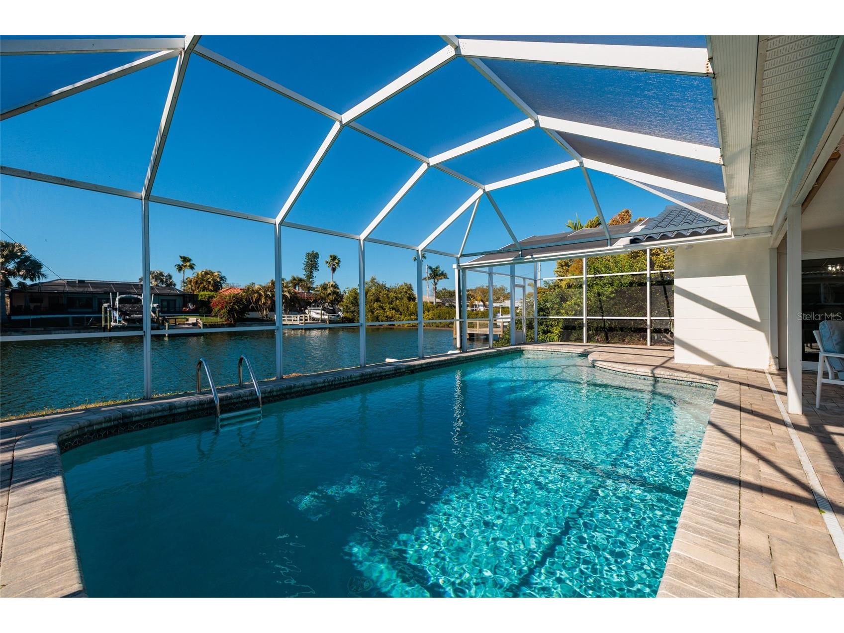 1985 Michigan Avenue NE Saint Petersburg FL 33703 - TAMPA BAY TB8480157 image28