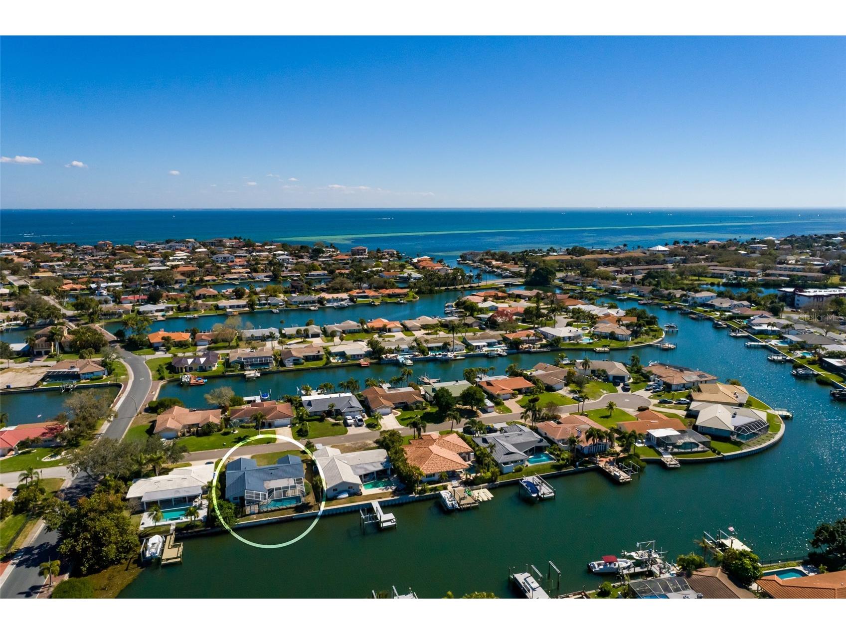 1985 Michigan Avenue NE Saint Petersburg FL 33703 - TAMPA BAY TB8480157 image36