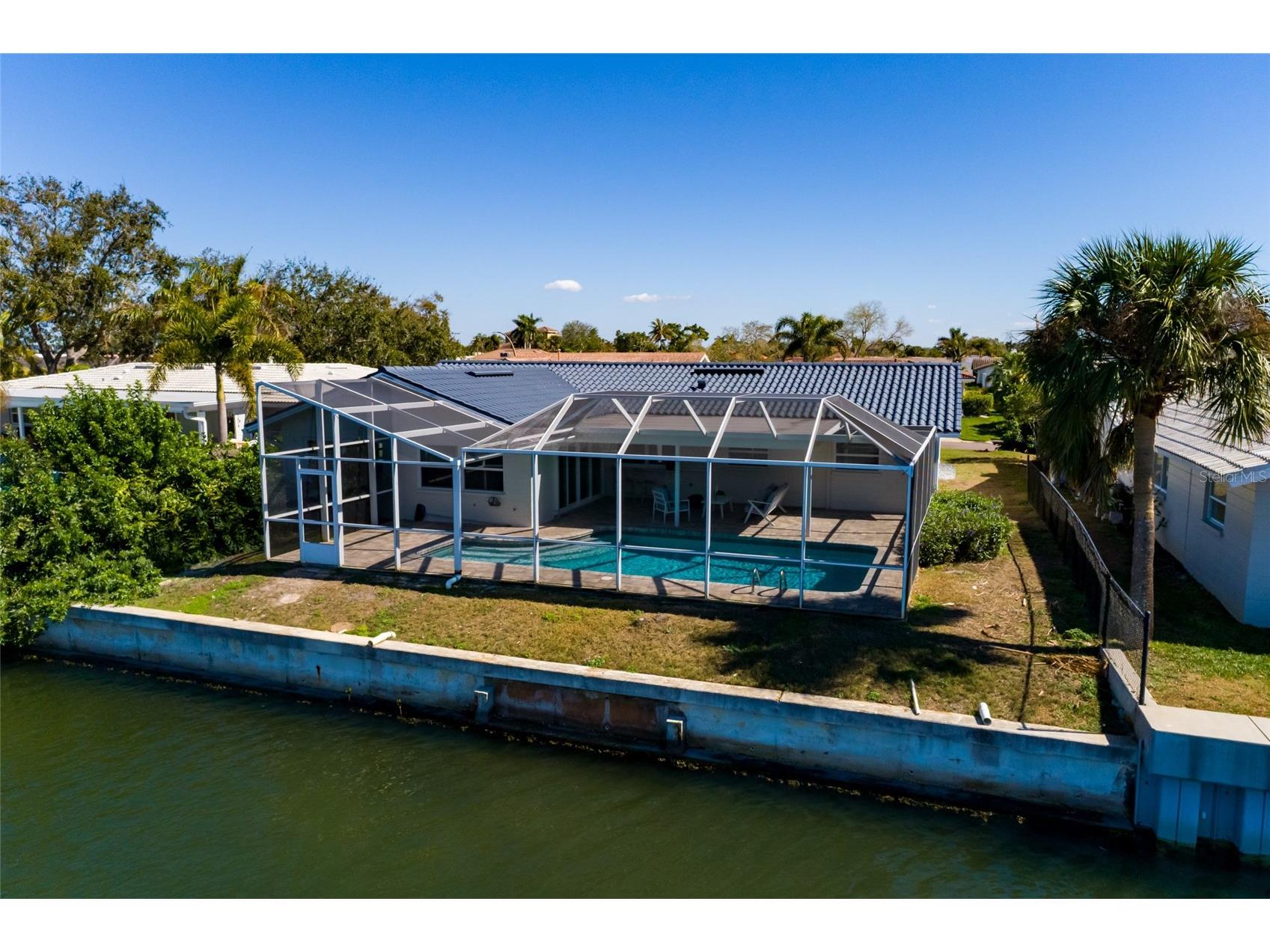 1985 Michigan Avenue NE Saint Petersburg FL 33703 - TAMPA BAY TB8480157 image44