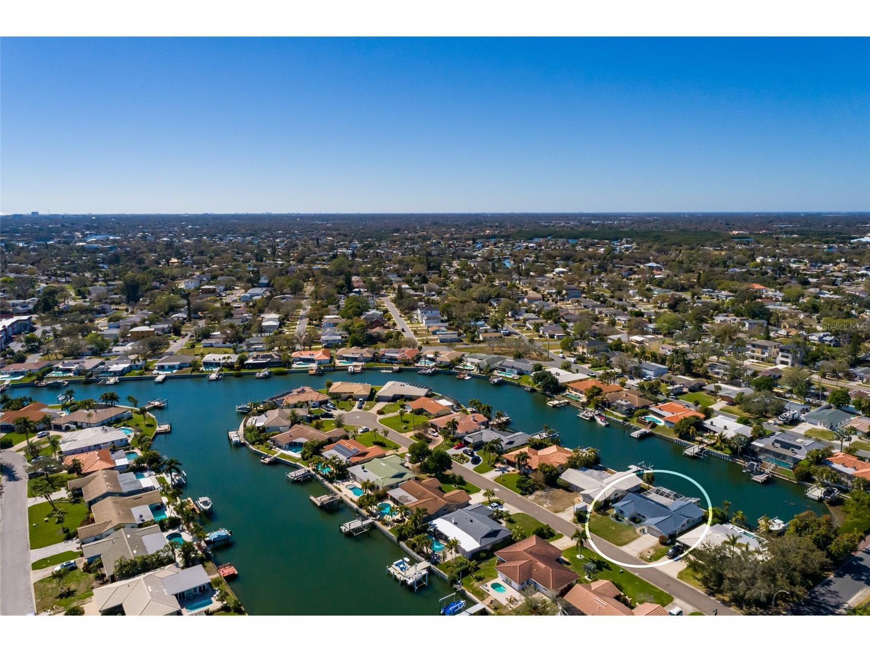 1985 Michigan Avenue NE Saint Petersburg FL 33703 - TAMPA BAY TB8480157 image47