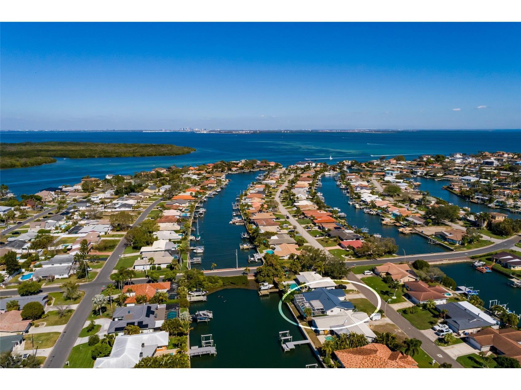 1985 Michigan Avenue NE Saint Petersburg FL 33703 - TAMPA BAY TB8480157 image8
