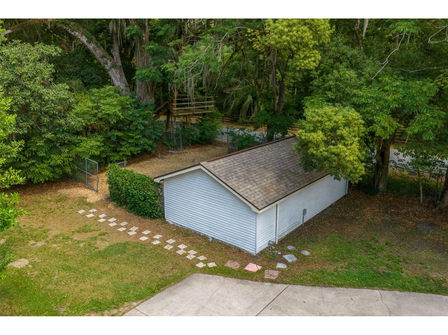 1985 NE 97th Streed Road Anthony FL 32617 OM725739 image2