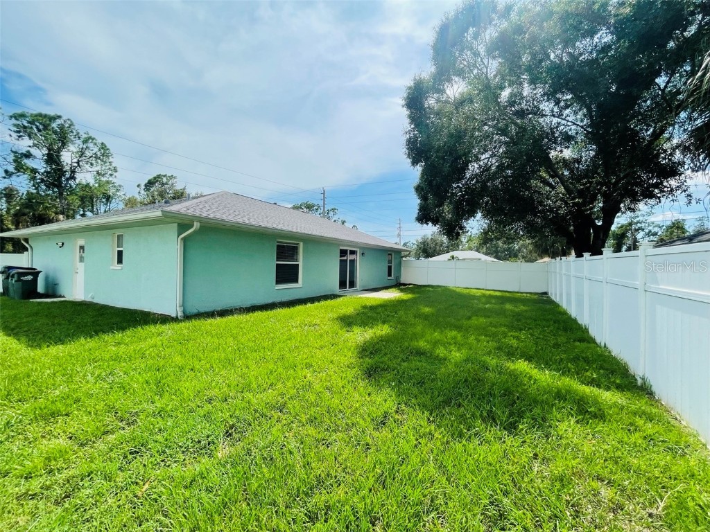 1986 Churchill Avenue North Port FL 34286 D6143887 image10