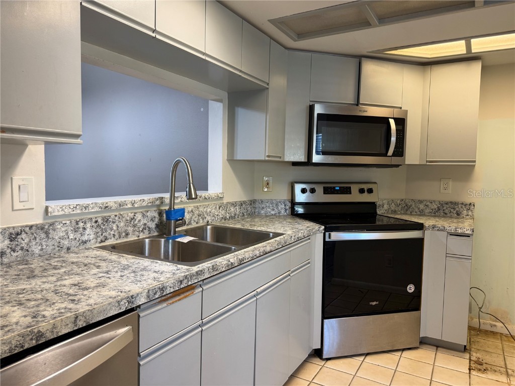 1988 Georgia Circle S Clearwater FL 33760 TB8440717 image8