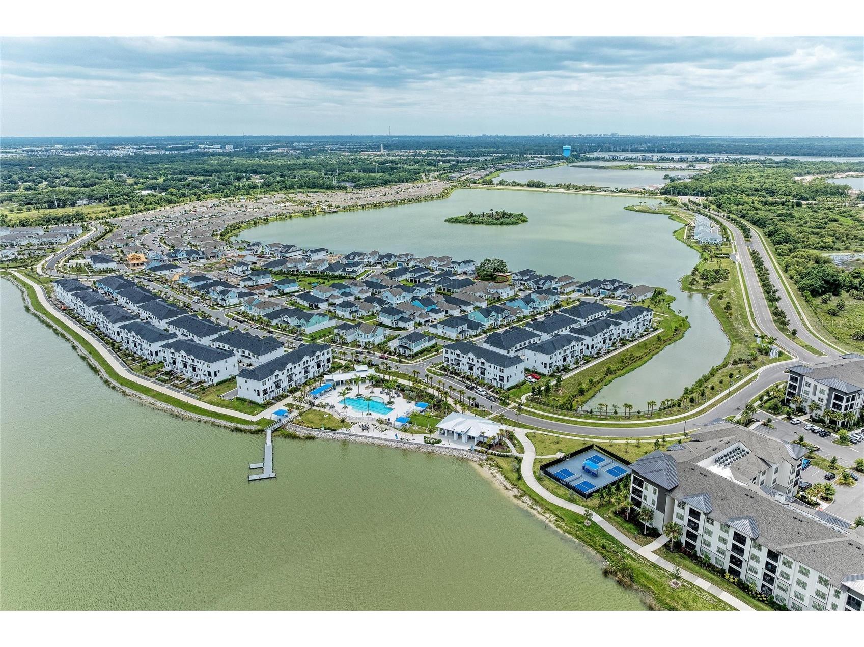 1989 Splashrail Lane Sarasota FL 34240 A4695313 image100
