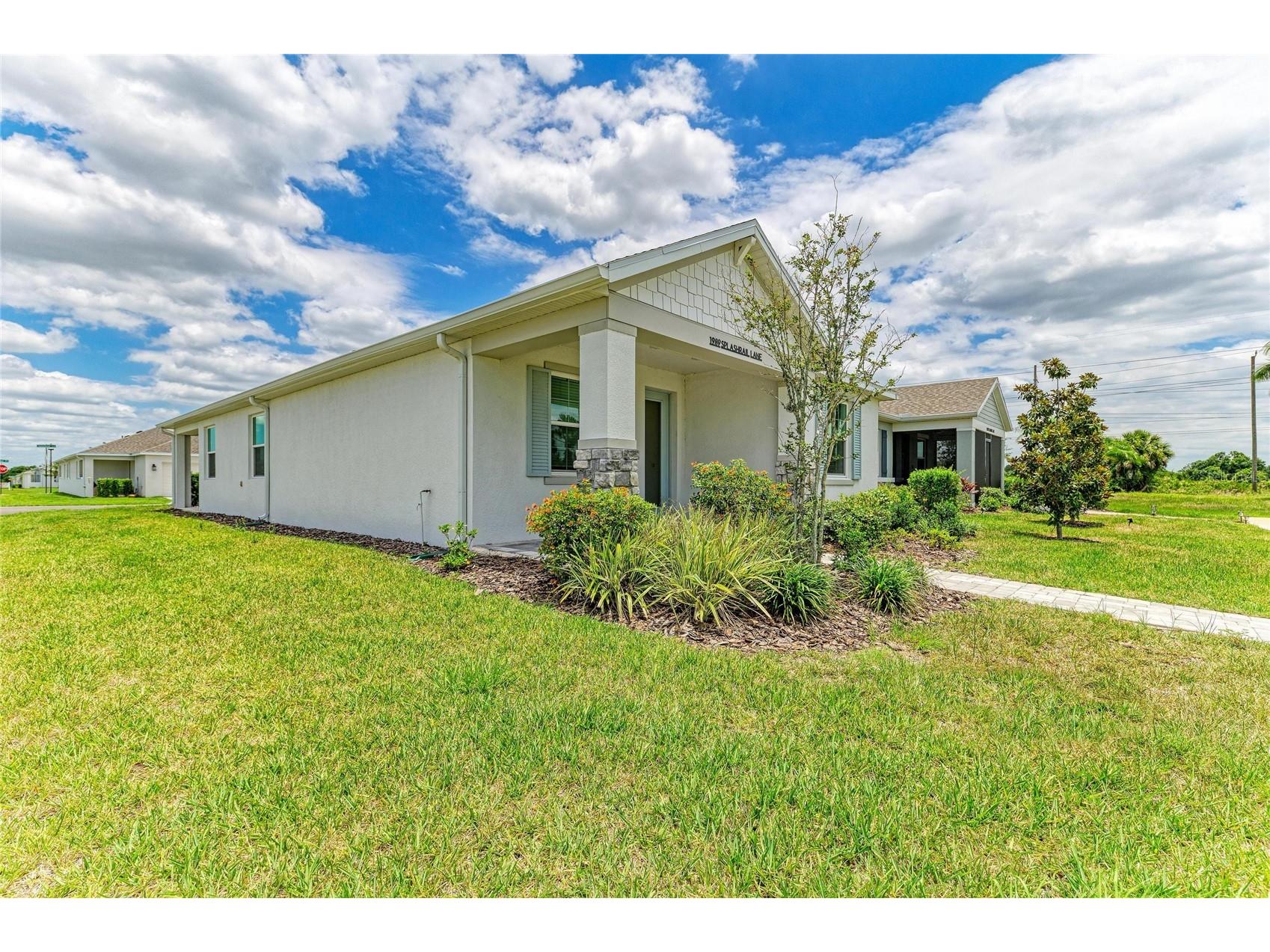 1989 Splashrail Lane Sarasota FL 34240 A4695313 image3