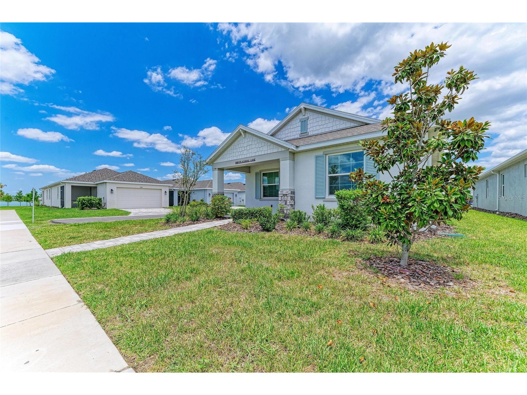1989 Splashrail Lane Sarasota FL 34240 A4695313 image4