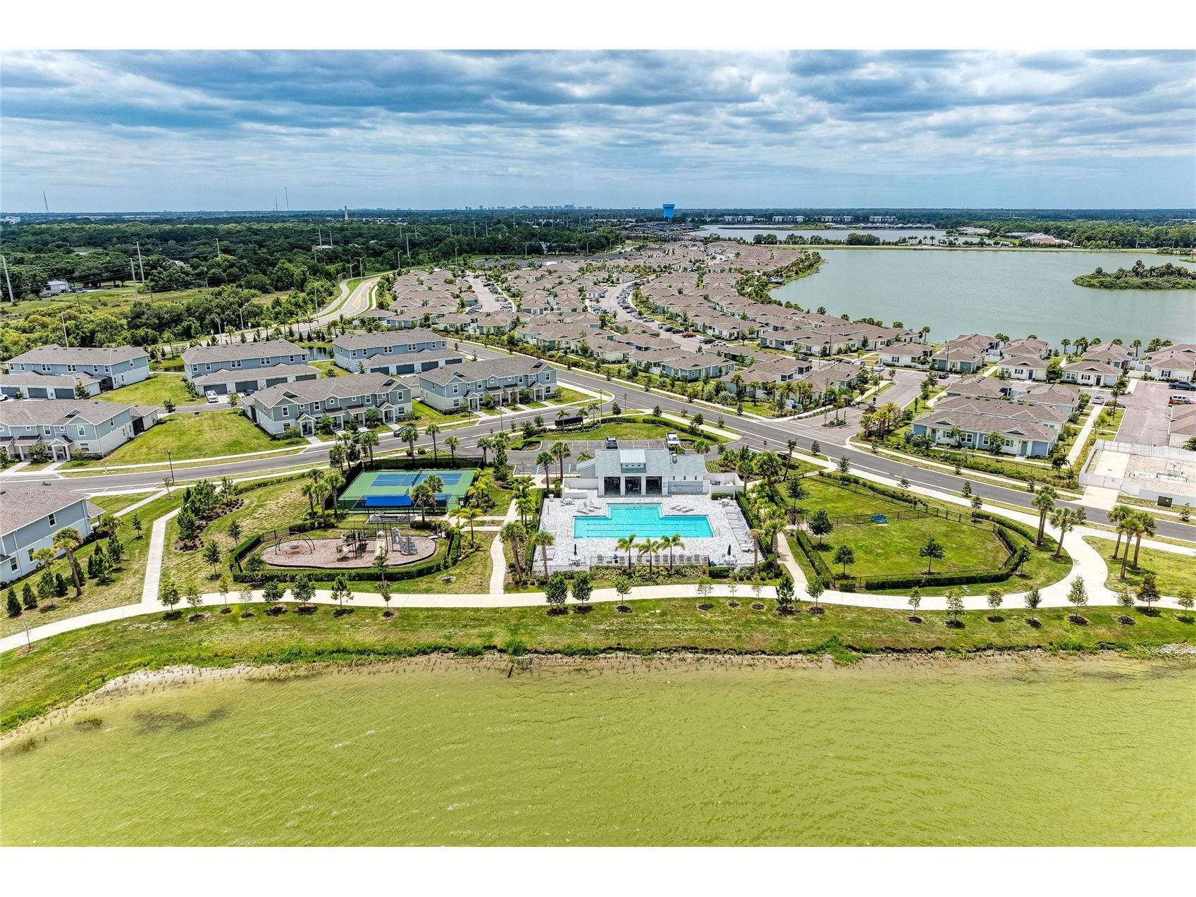 1989 Splashrail Lane Sarasota FL 34240 A4695313 image79