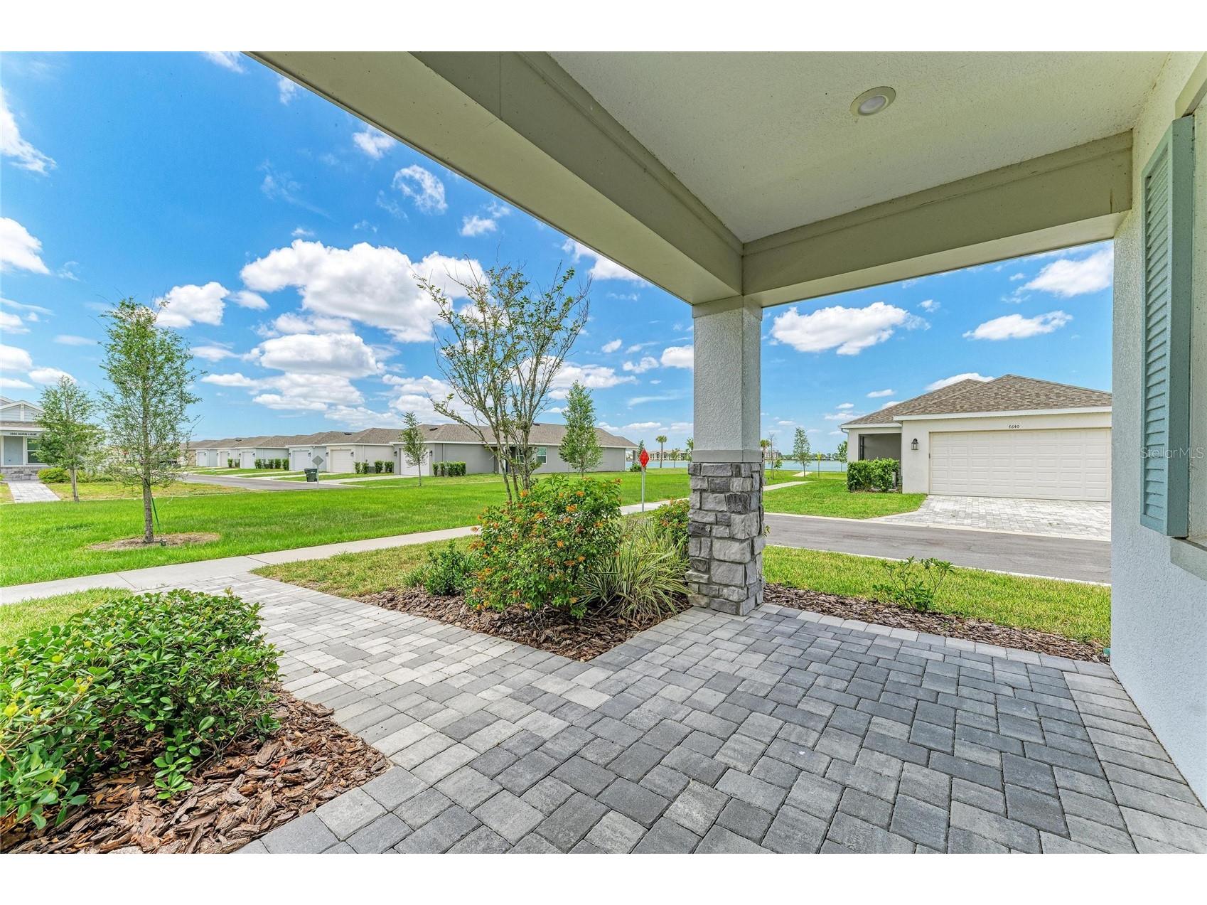 1989 Splashrail Lane Sarasota FL 34240 A4695313 image8