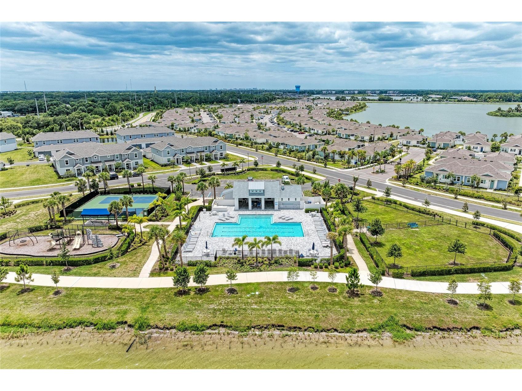 1989 Splashrail Lane Sarasota FL 34240 A4695313 image80