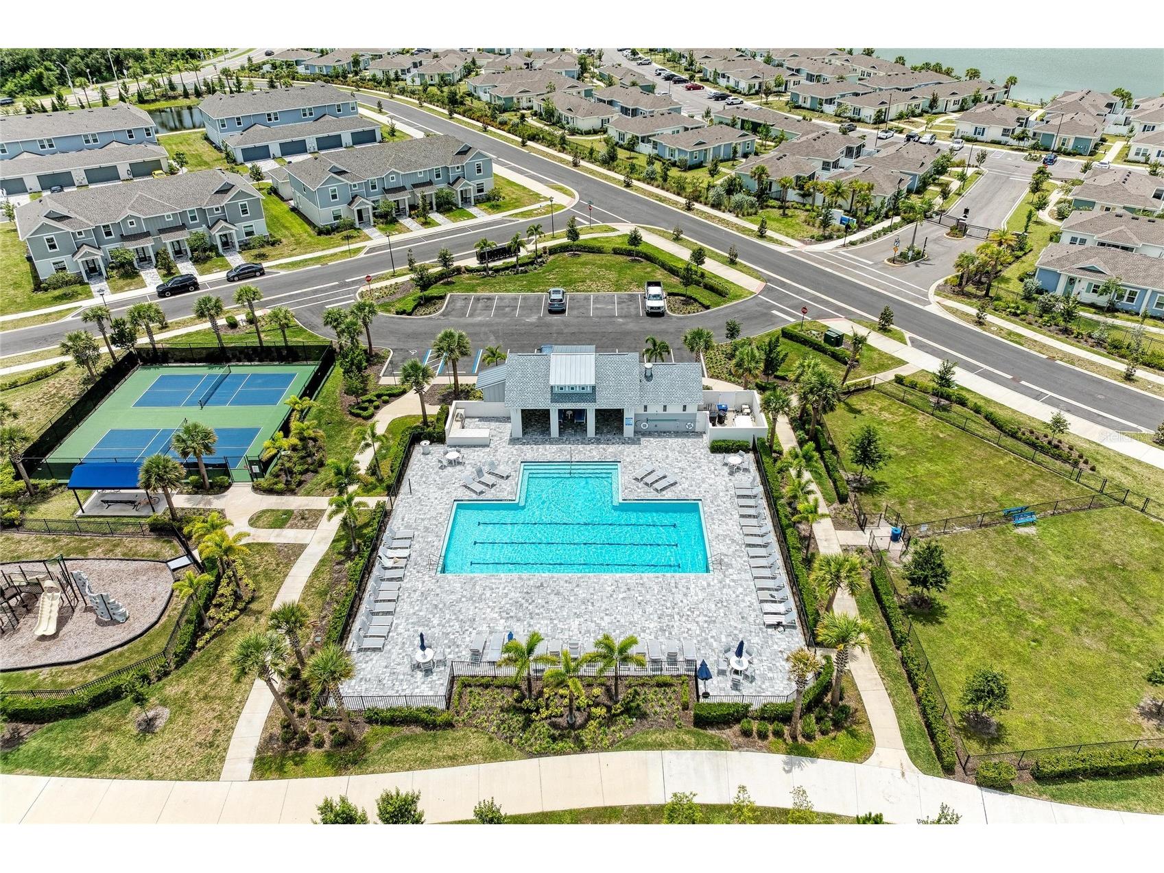 1989 Splashrail Lane Sarasota FL 34240 A4695313 image81