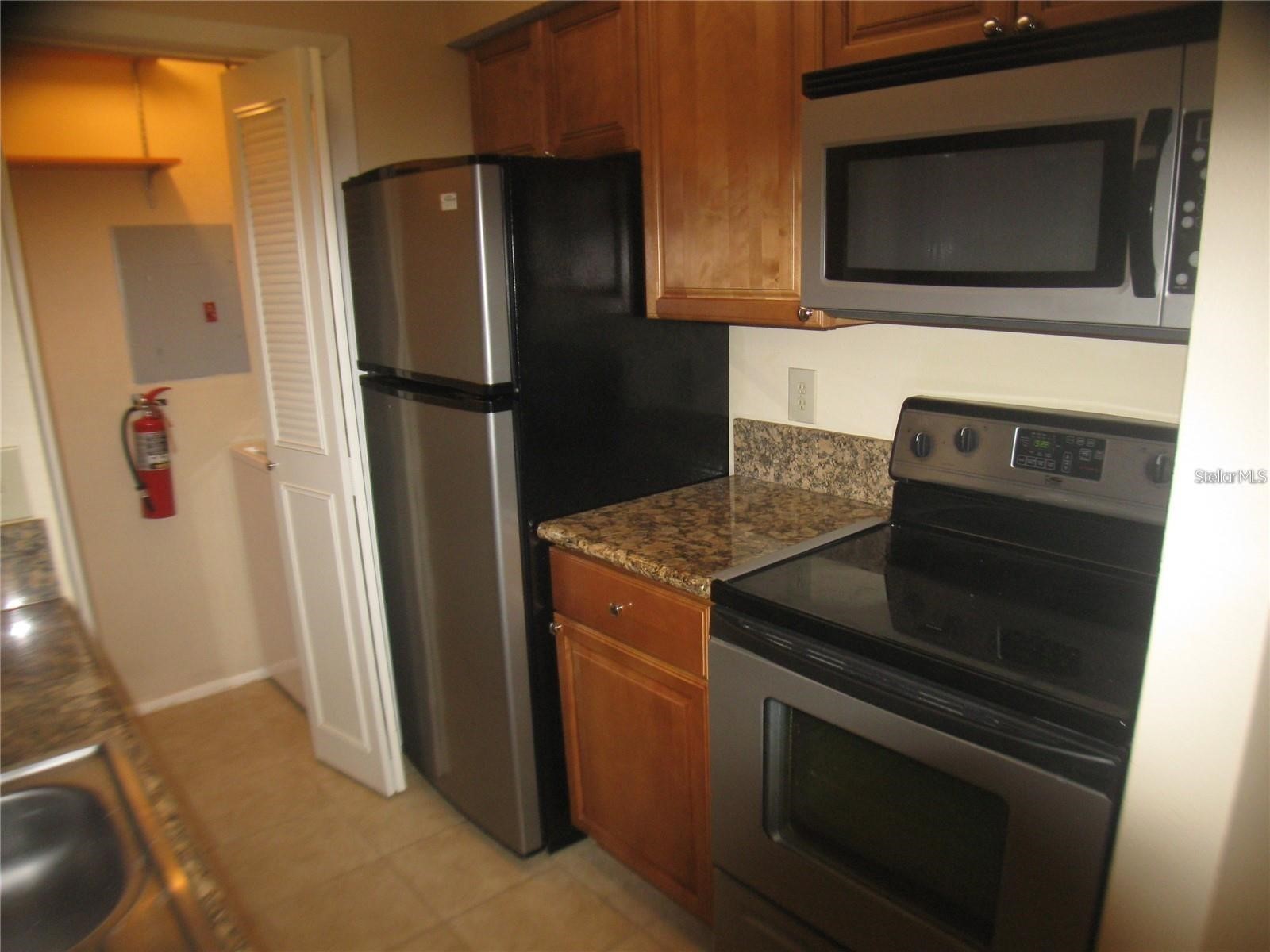 199 Afton Square #210 Altamonte Springs FL 32714 O6427864 image9