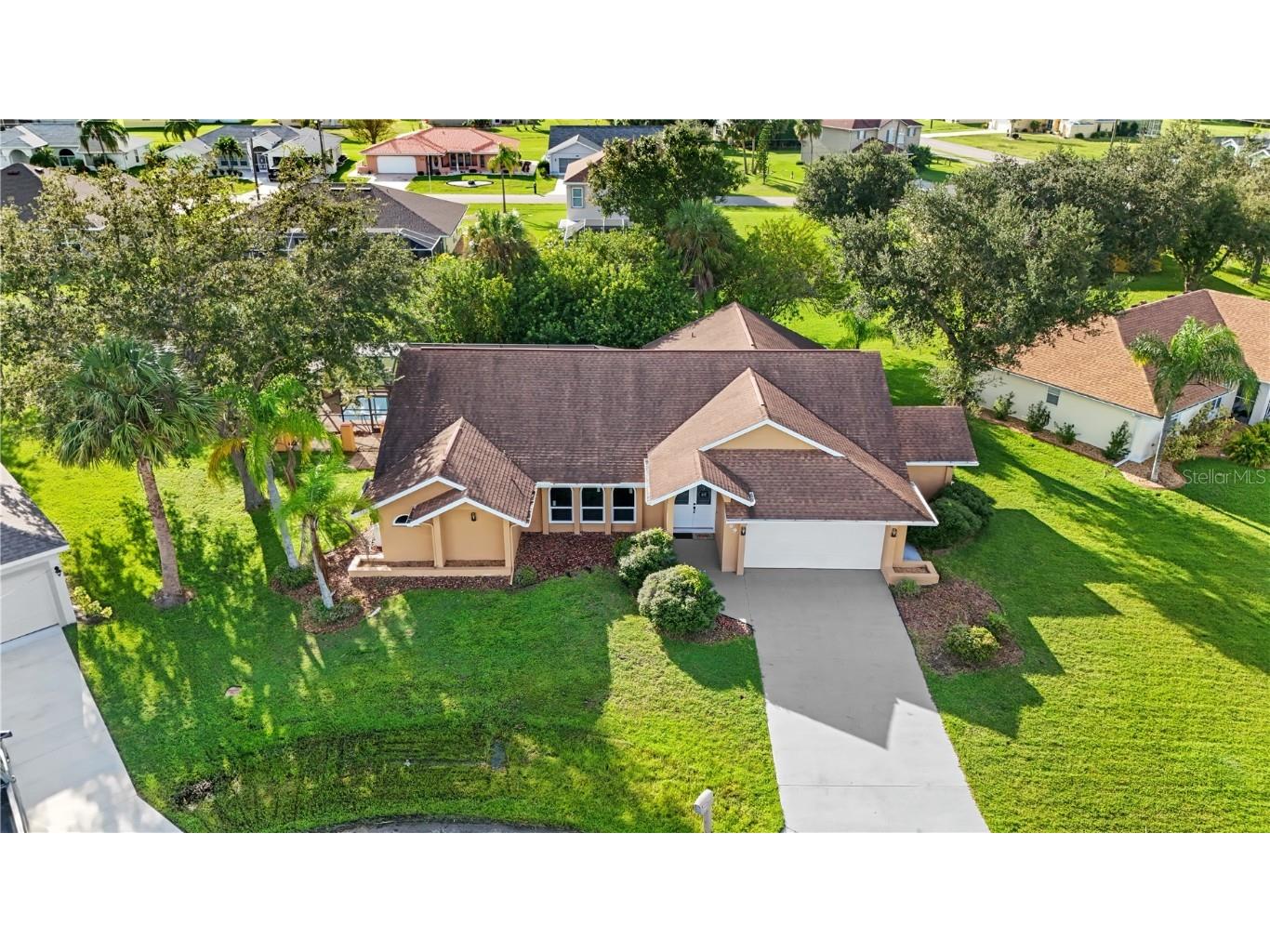199 Angol Street Punta Gorda FL 33983 C7498785 image1