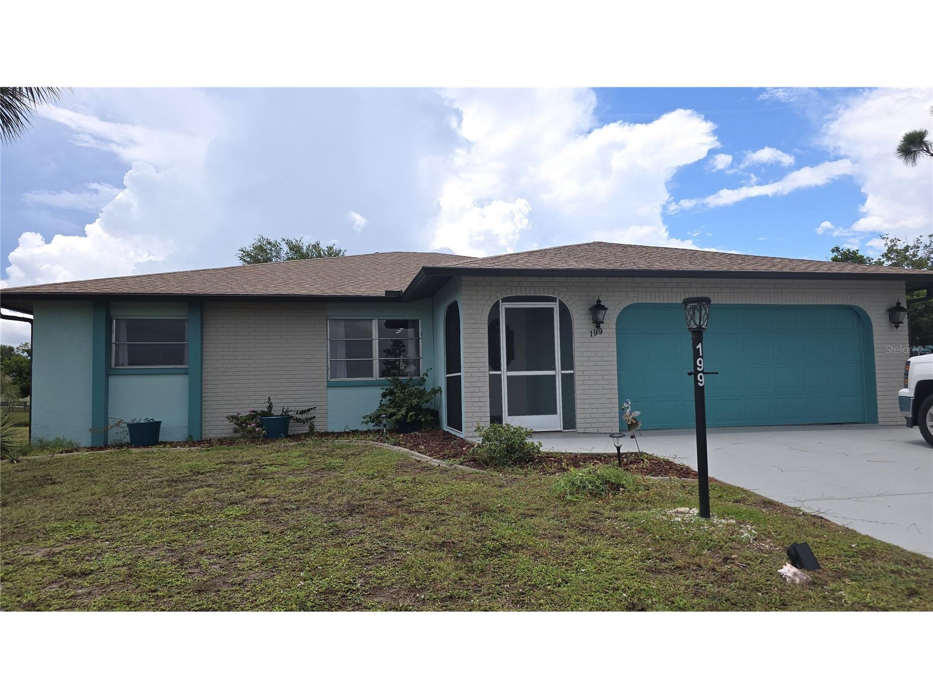 199 Caddy Road Rotonda West FL 33947 C7528050 image1