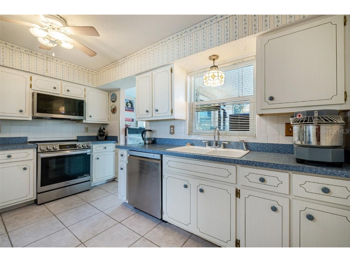 199 Carlisle Avenue NW Port Charlotte FL 33952 C7519029 image10