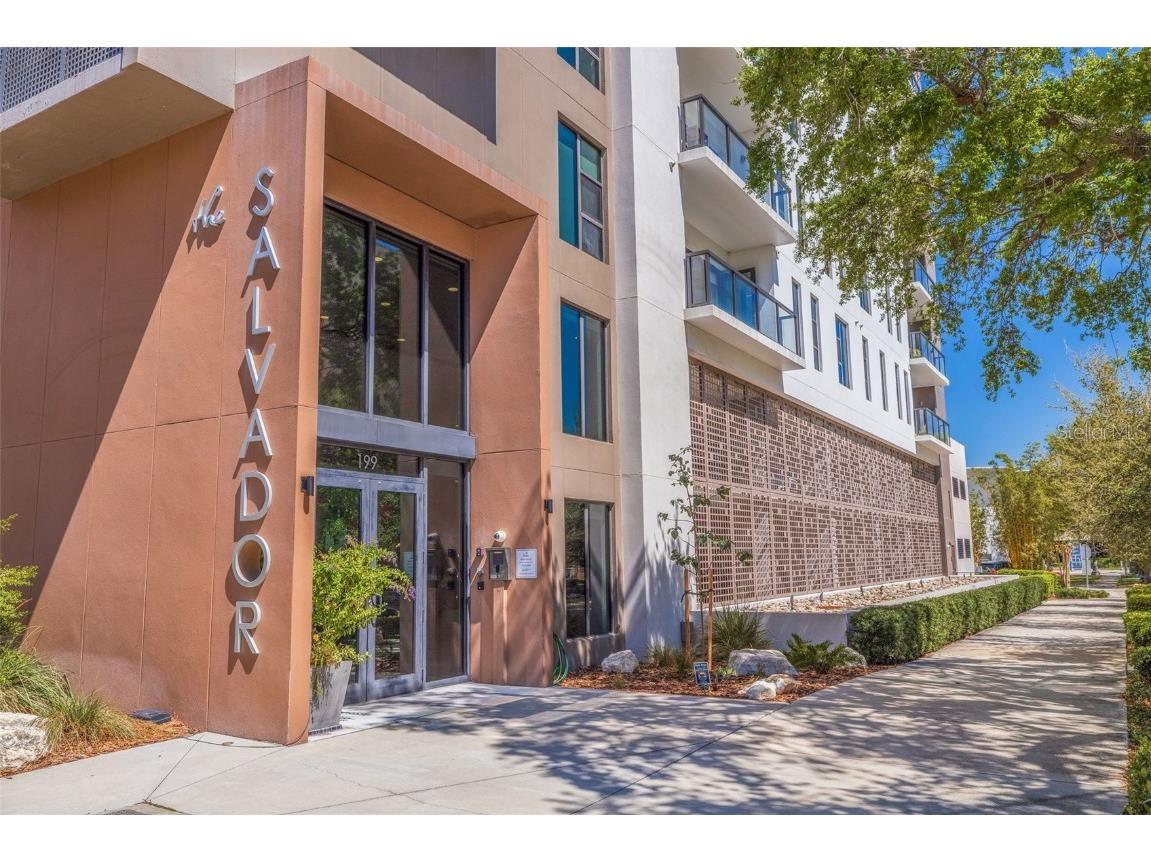 199 Dali Boulevard #704 Saint Petersburg FL 33701 - TAMPA BAY TB8360822 image1