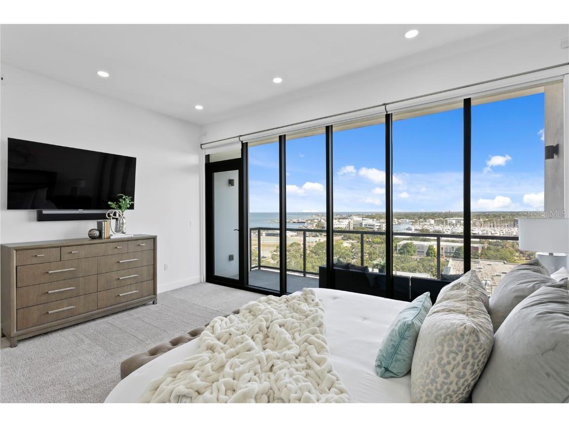 199 Dali Boulevard #PH-2 Saint Petersburg FL 33701 TB8448021 image13