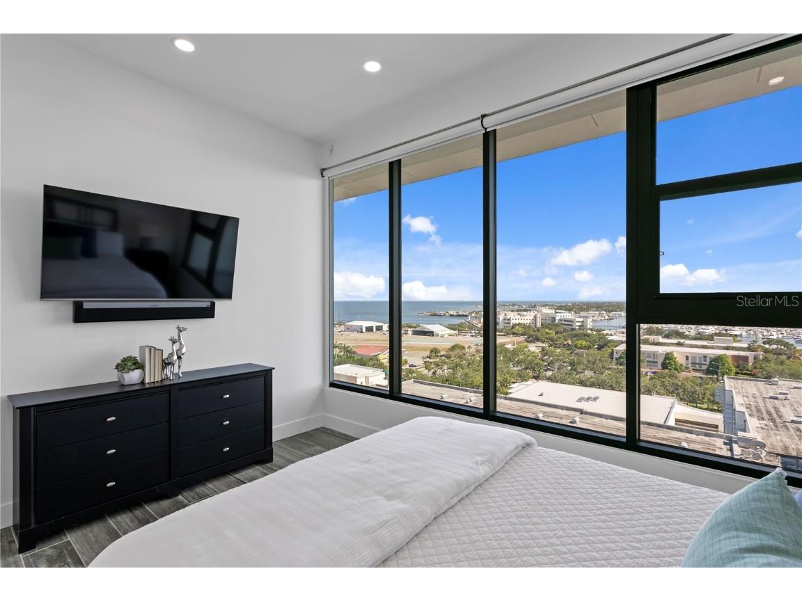 199 Dali Boulevard #PH-2 Saint Petersburg FL 33701 TB8448021 image16