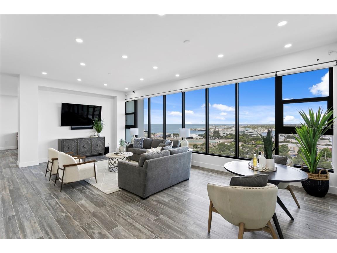 199 Dali Boulevard #PH-2 Saint Petersburg FL 33701 TB8448021 image22