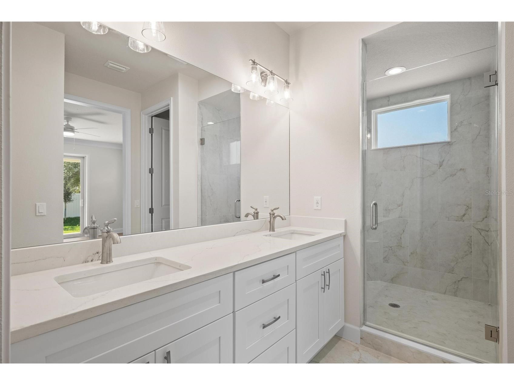 199 E Live Oak Street Tarpon Springs FL 34689 W7882673 image16