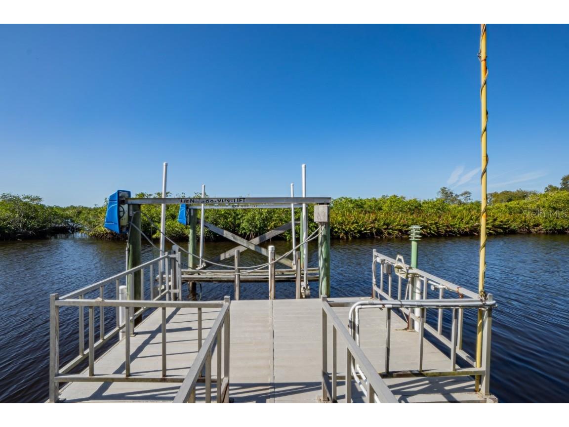 199 Martinique Road North Port FL 34287 C7516963 image82