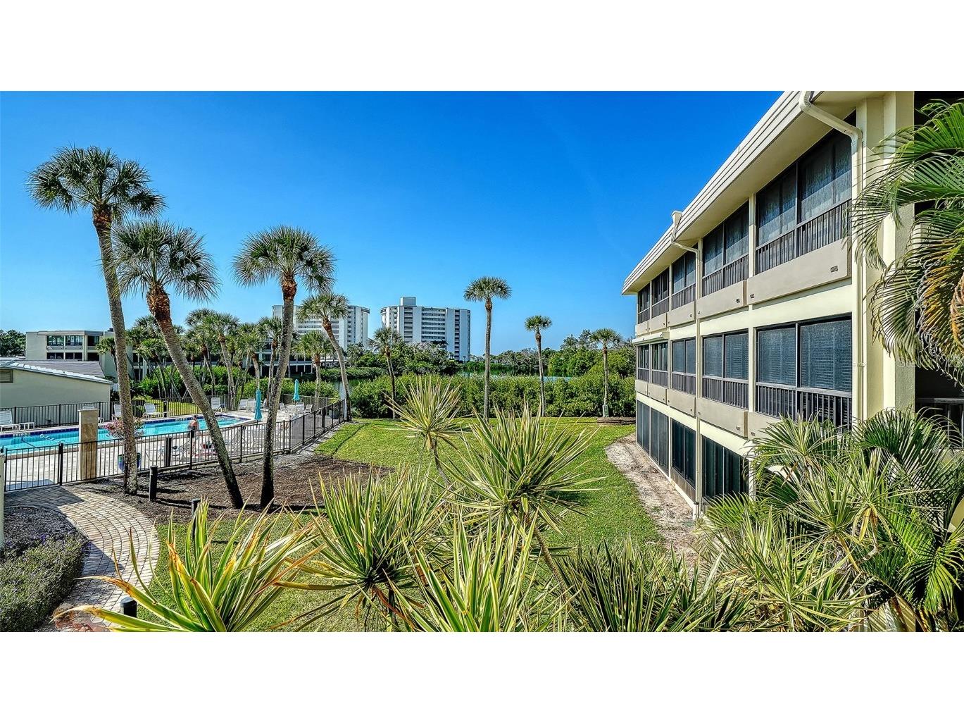 199 Whispering Sands Drive #201 Sarasota FL 34242 - GULF OF AMERICA A4670071 image14