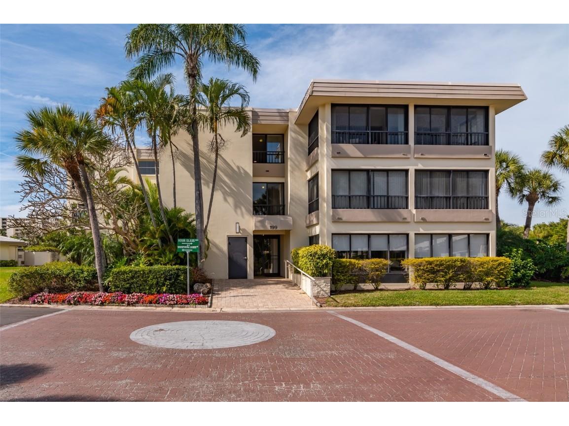 199 Whispering Sands Drive #202 Sarasota FL 34242 - GULF OF MEXICO A4523171 image1