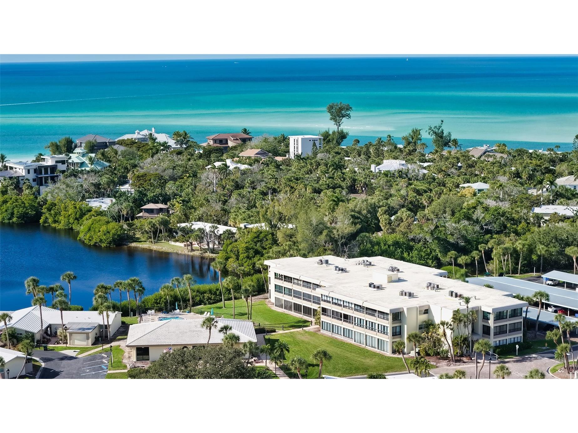 199 Whispering Sands Drive #204 Sarasota FL 34242 - GULF OF AMERICA A4684412 image4