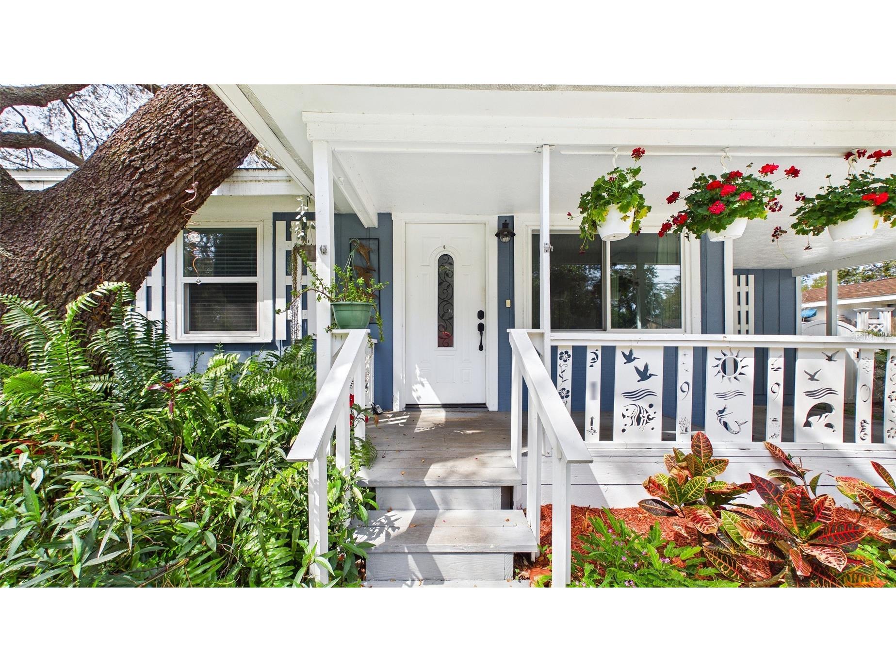 1990 Carolina Avenue Tarpon Springs FL 34689 TB8484764 image1