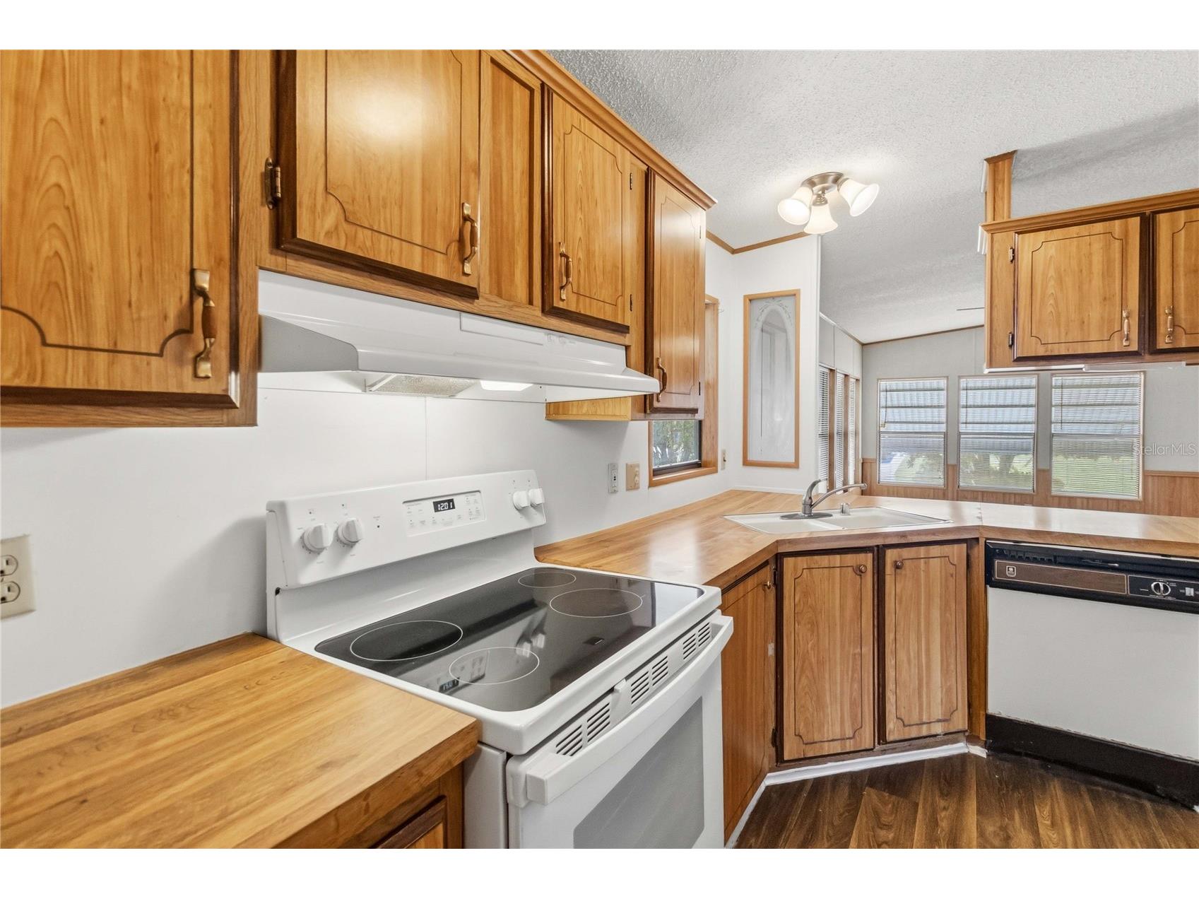 1990 Crystal Lane Saint Cloud FL 34769 O6424392 image12