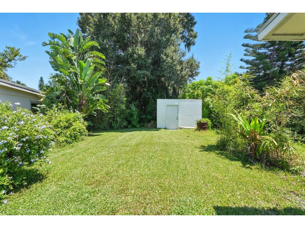 1990 Lake Drive New Smyrna Beach FL 32168 V4944254 image10