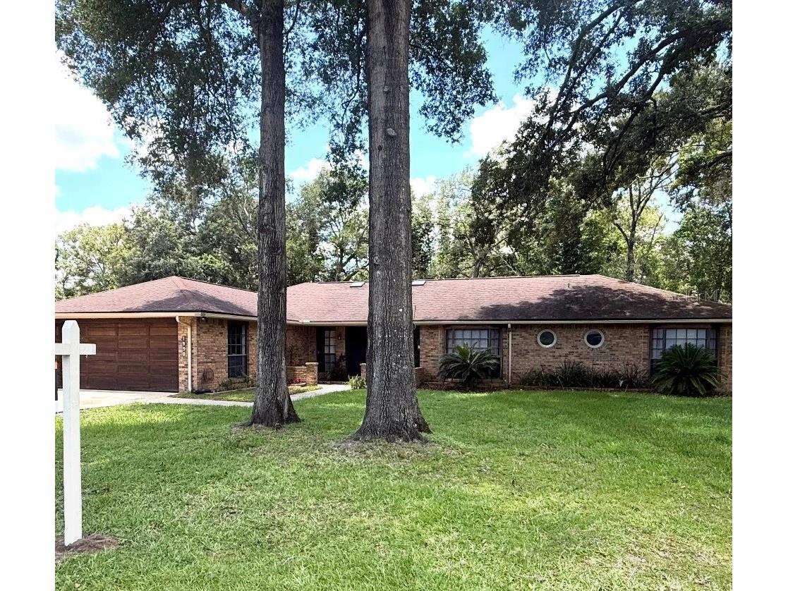 1990 Larchmont Drive Deland FL 32724 V4950033 image1