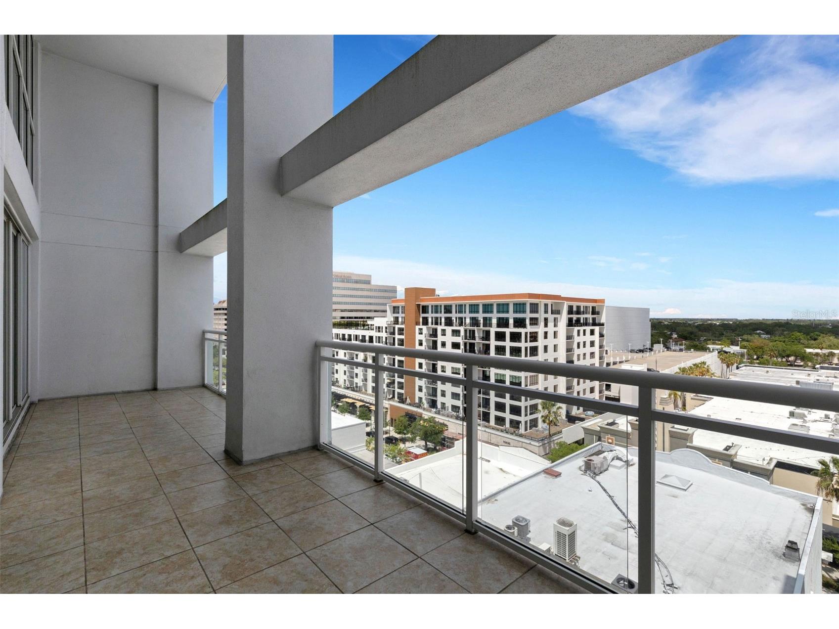 1990 Main Street #4 Sarasota FL 34236 A4687688 image37