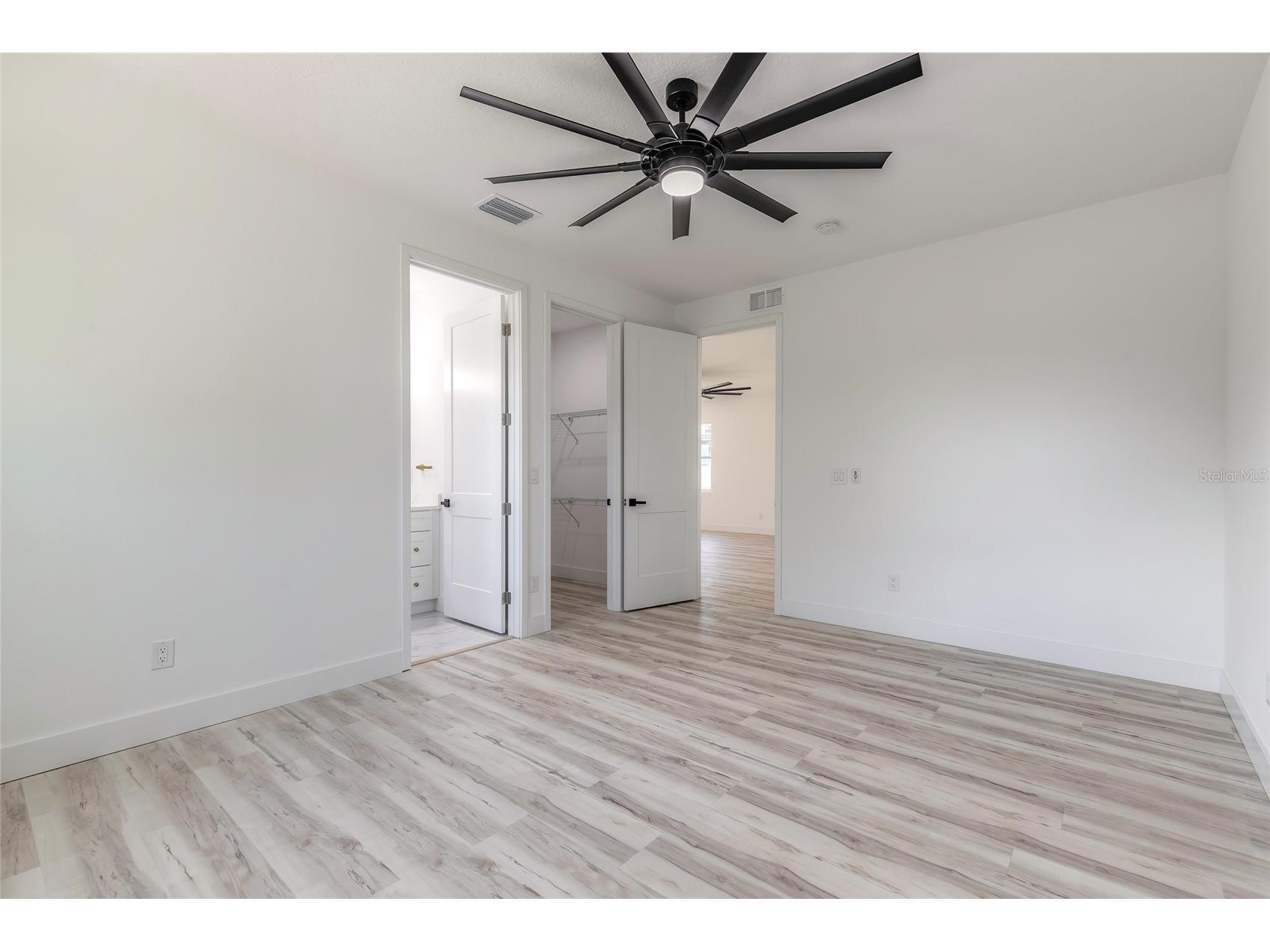 1991 Cedar Street Daytona Beach FL 32119 V4948469 image17