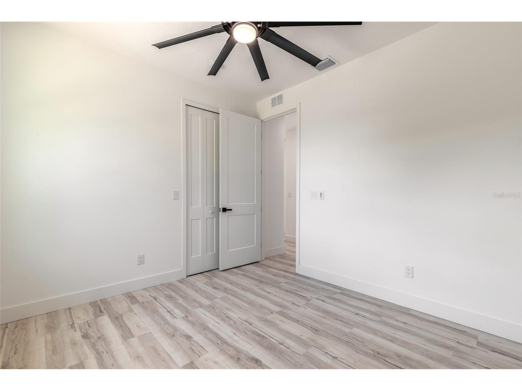 1991 Cedar Street Daytona Beach FL 32119 V4948469 image21
