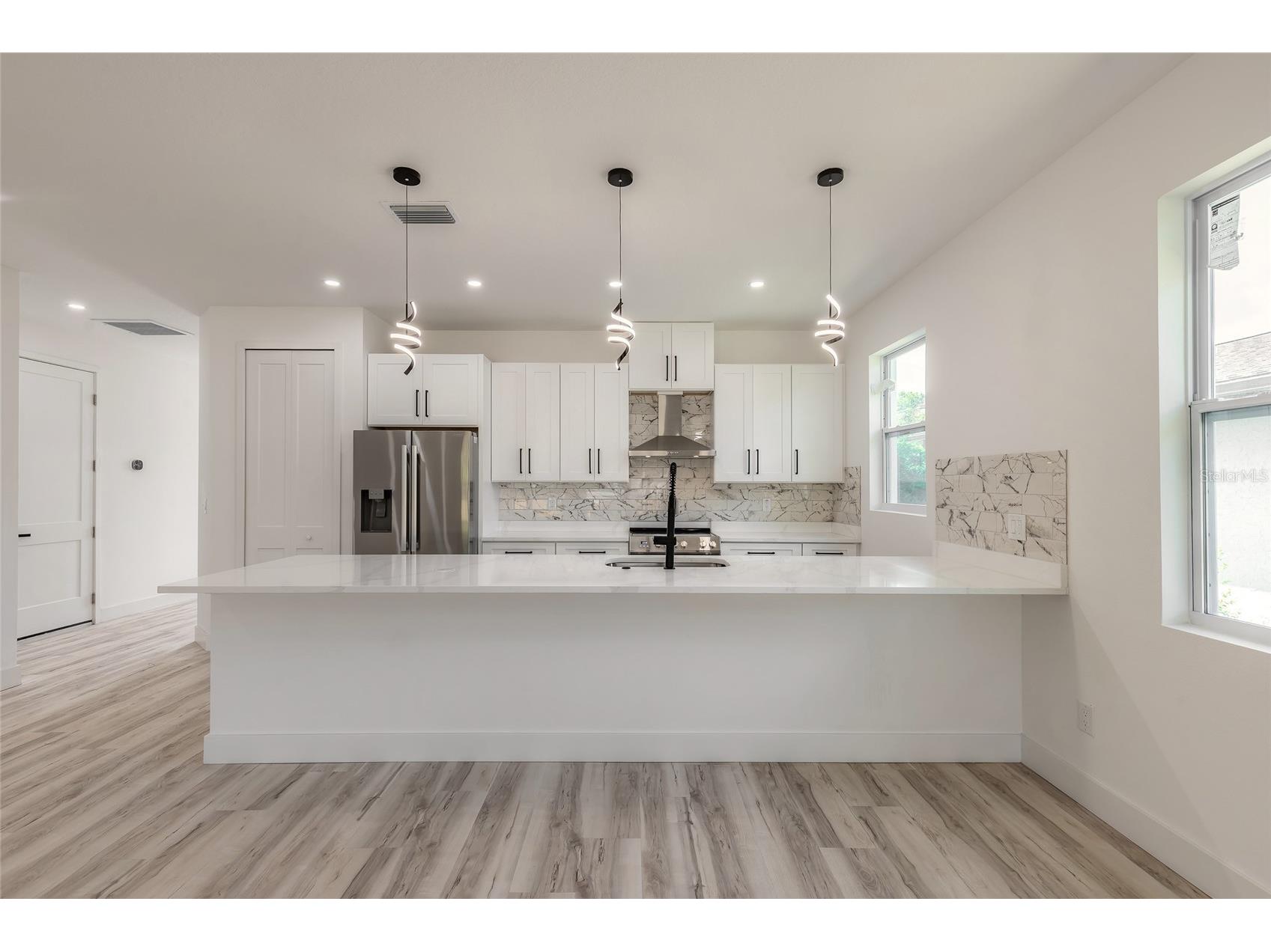 1991 Cedar Street Daytona Beach FL 32119 V4948469 image8