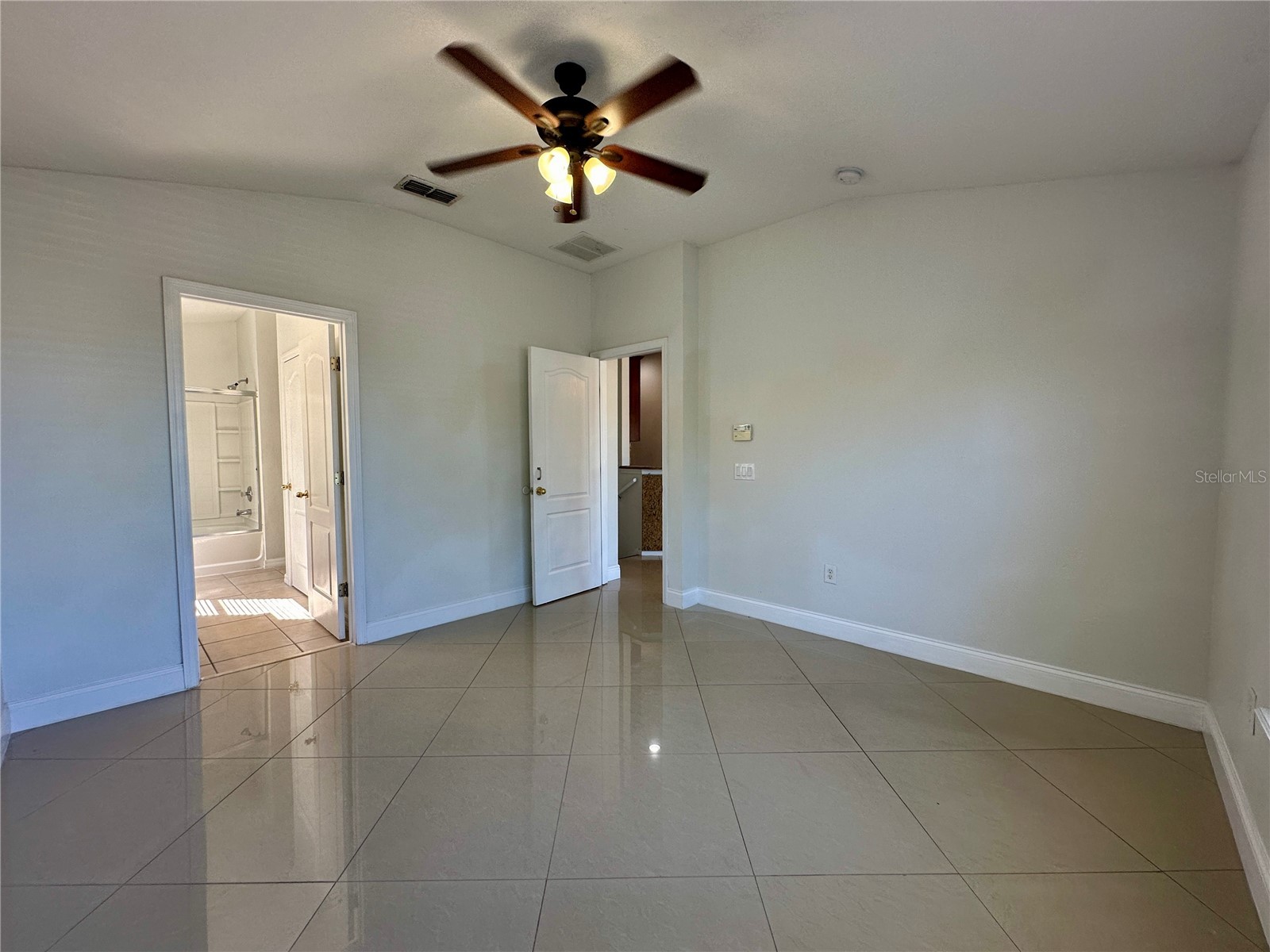 1991 Estancia Circle #16A Kissimmee FL 34741 O6396223 image15