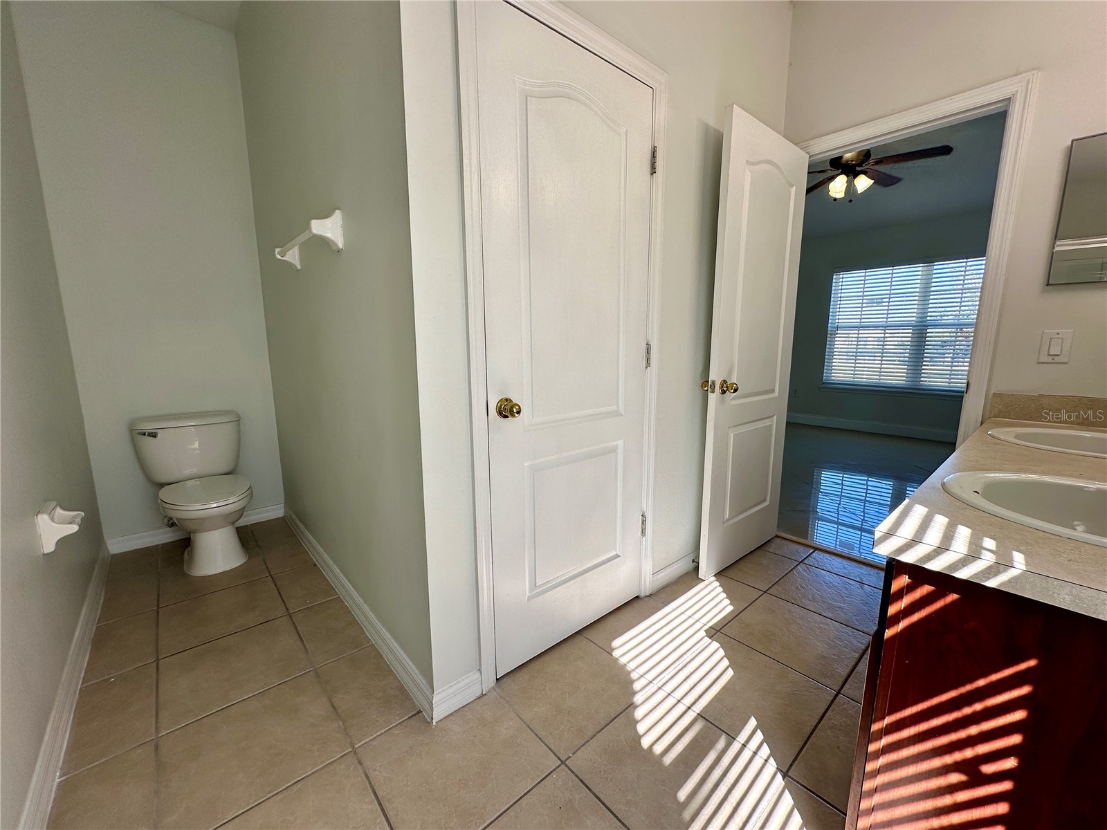 1991 Estancia Circle #16A Kissimmee FL 34741 O6396223 image17
