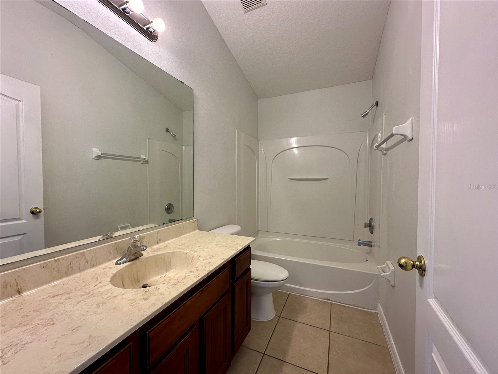 1991 Estancia Circle #16A Kissimmee FL 34741 O6396223 image20