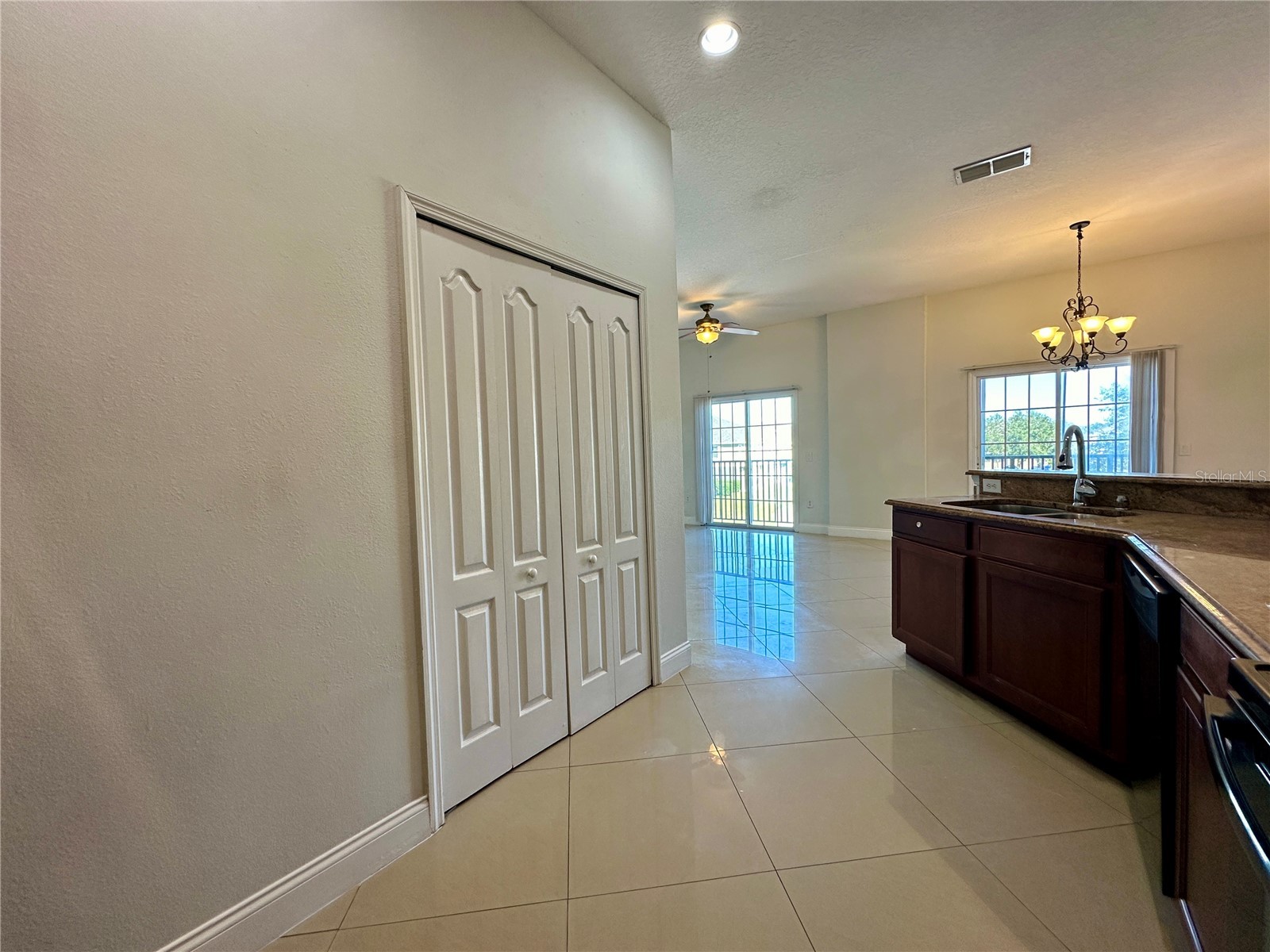 1991 Estancia Circle #16A Kissimmee FL 34741 O6396223 image6