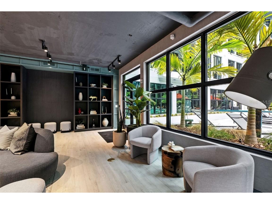 1991 Main Street #LINKS B1 PH Sarasota FL 34236 O6292289 image11