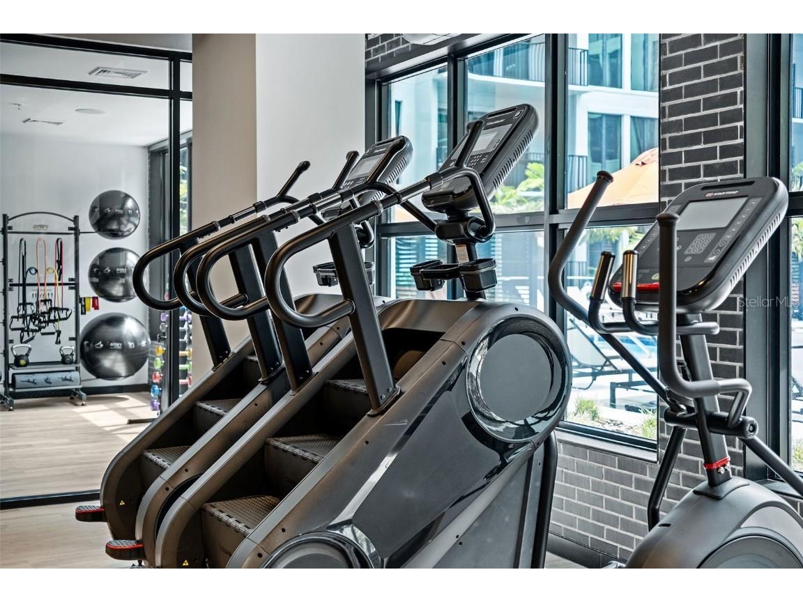 1991 Main Street #LINKS B1 PH Sarasota FL 34236 O6292289 image18