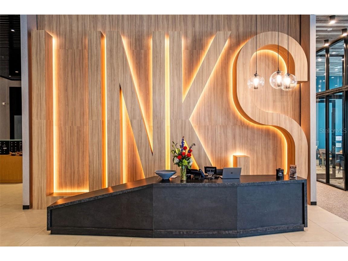 1991 Main Street #LINKS B1 PH Sarasota FL 34236 O6292289 image5