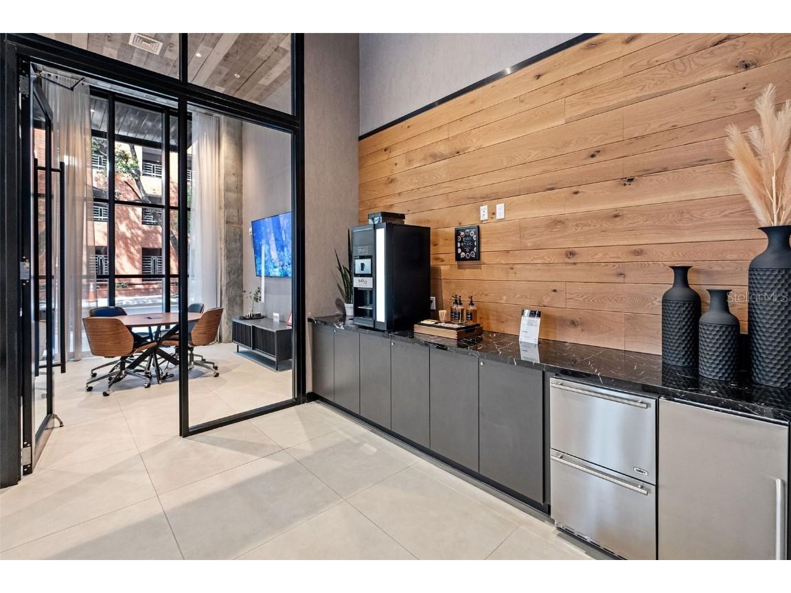 1991 Main Street #LINKS B1 PH Sarasota FL 34236 O6292289 image8