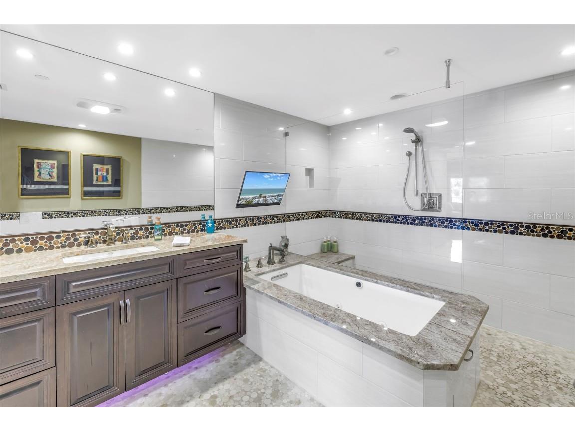 19910 Gulf Boulevard #102 Indian Shores FL 33785 - GULF OF MEXICO TB8382339 image24